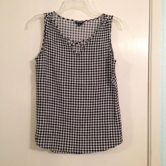 A.N.A checkered sleeveless blouse  - Picture 1 of 5